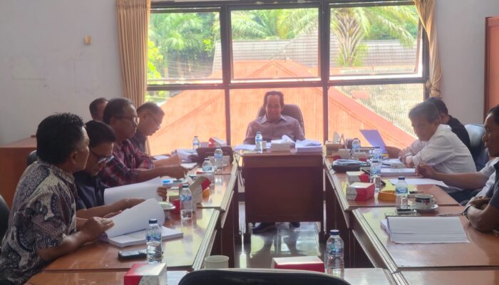 DPRD Tana Toraja Gelar Rapat Pansus, Bahas Pemilihan Ketua LKPJ