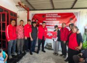 Peduli Pendidikan, PDI Perjuangan Toraja Utara Serahkan Bantuan Program Indonesia Pintar kepada 87 Siswa