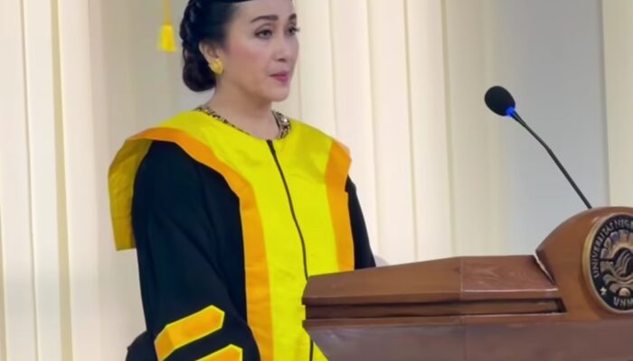 VDB Puji Rospita Napa Raih Gelar Doktor: Kualitas Tak Hilang Meski Pernah Dinonjobkan