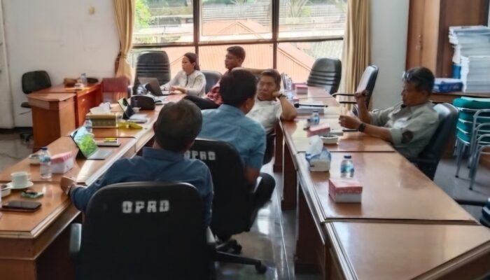 Pansus LKPJ Bupati Tana Toraja Soroti Distribusi Pupuk Bersubsidi di Simbuang dan Mappak