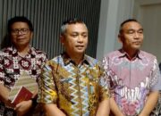 Gara-gara Larang Siswi Berjilbab, Kepsek SMPN 2 Bonggakaradeng Terancam Dipecat
