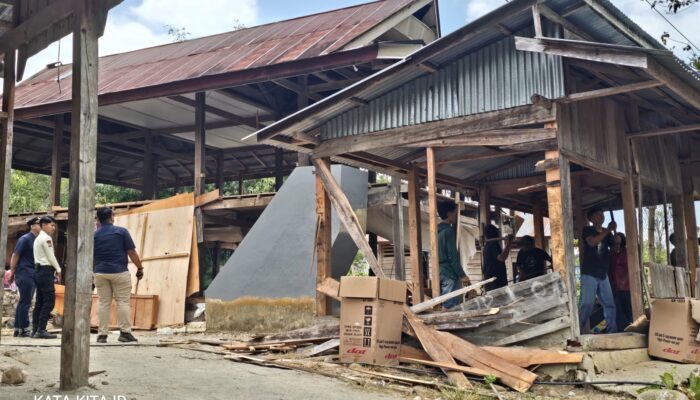18 Tahun Bersengketa, Dua Rumah, Bengkel Hingga Kios di Gandasil Akhirnya Dieksekusi